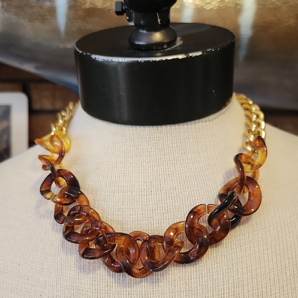 Tortoiseshell Gold Chain Necklace Adjustable Length